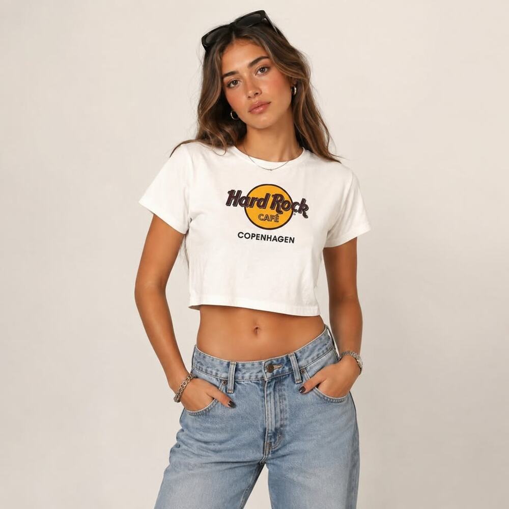Vintage 90s Y2K Hard Rock Cafe Copenhagen Baby Tee Large Graphic Crop Top White